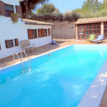 Country House Casale Коринальдо