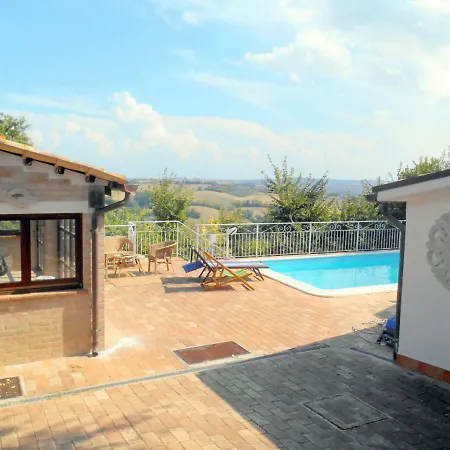Летний дом Country House Casale Коринальдо
