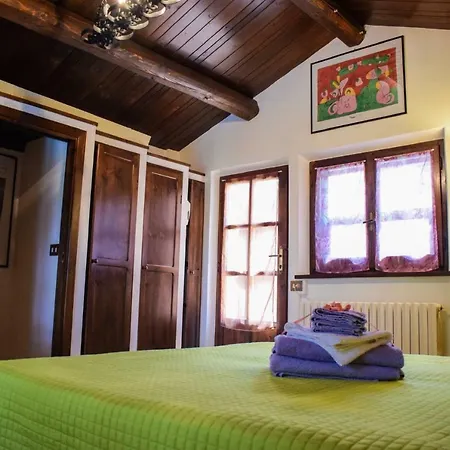 Country House Casale * Коринальдо